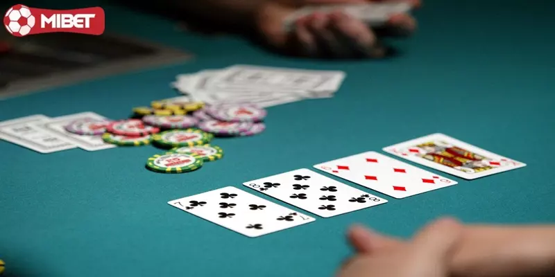 Luật chơi Poker Hand 